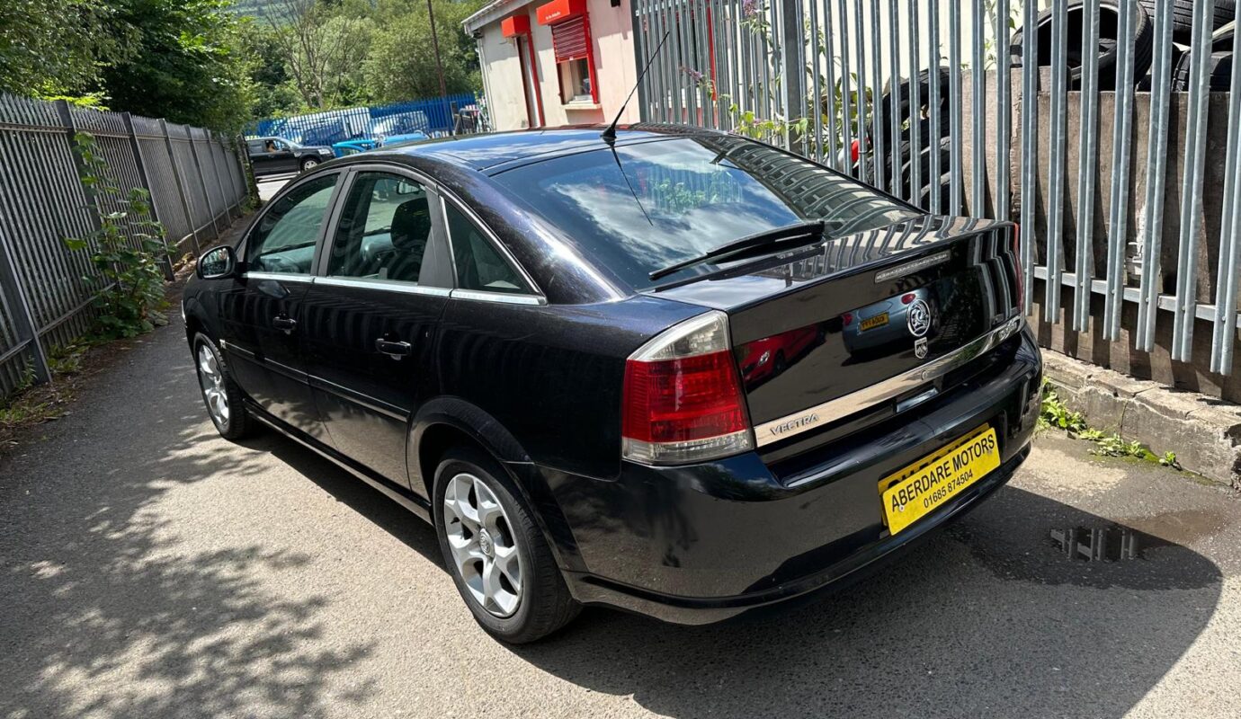 VAUXHALL VECTRA