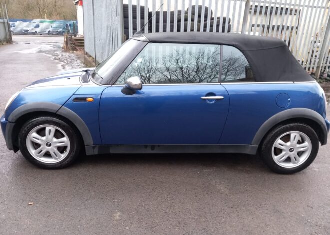 MINI Cooper Convertible