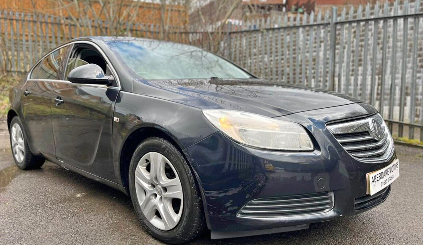 Vauxhall insignia