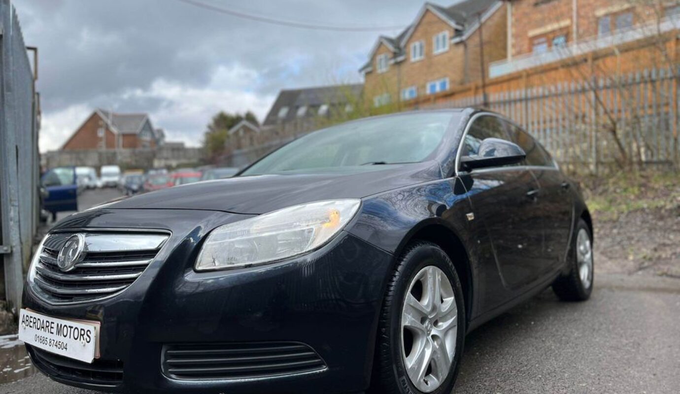 Vauxhall insignia