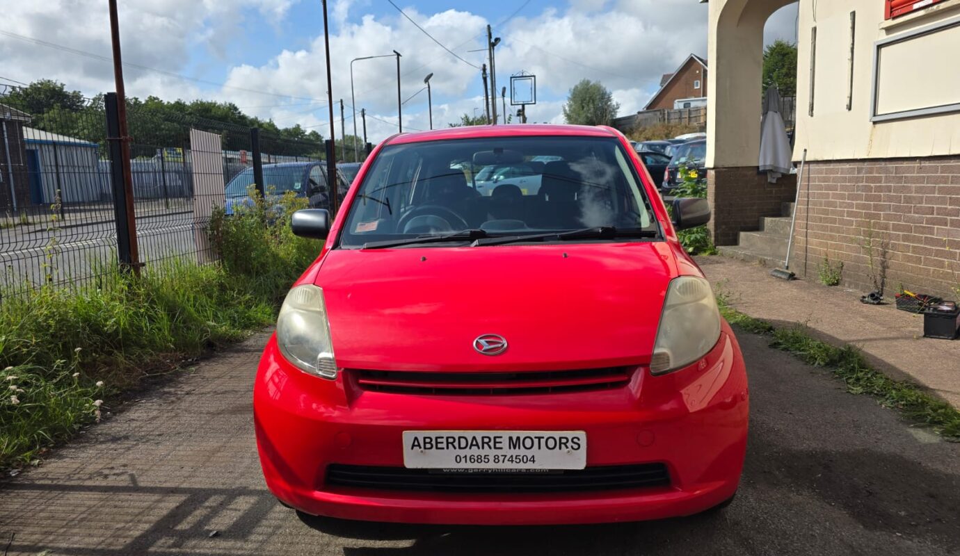 DAIHATSU SIRION