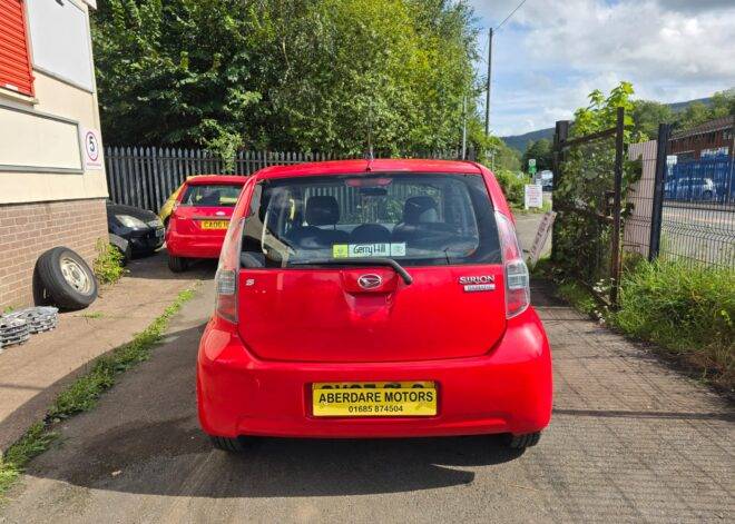 DAIHATSU SIRION