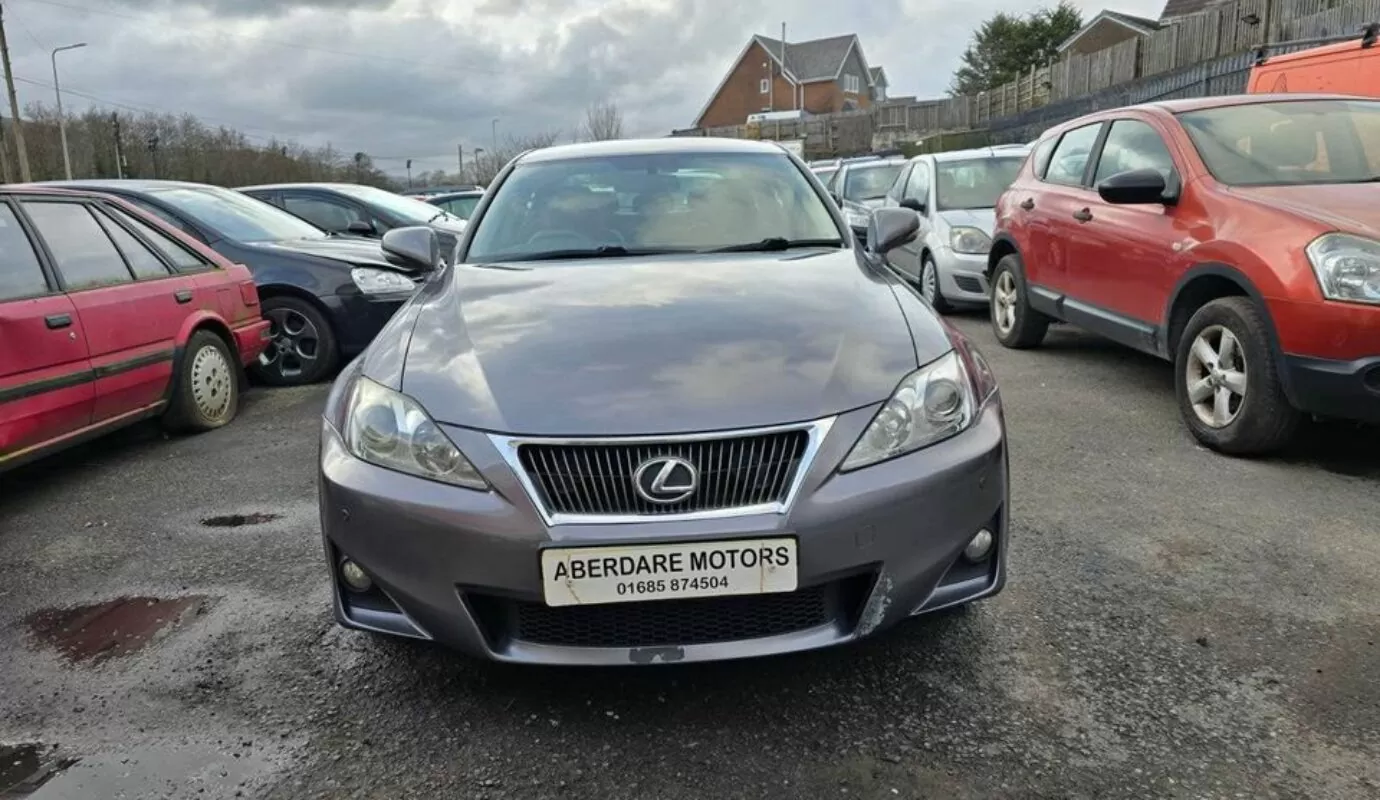 Lexus is 200