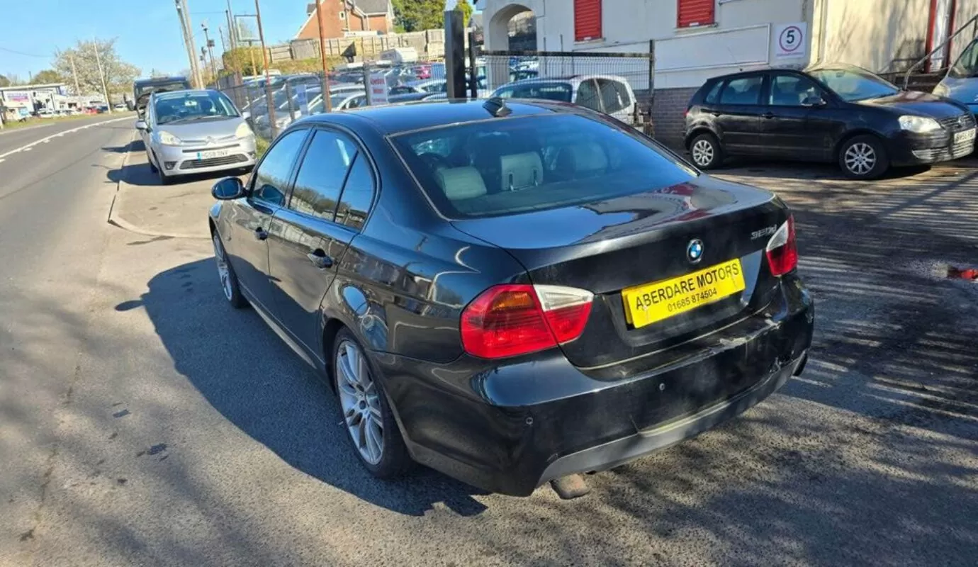 BMW 320D M SPORT