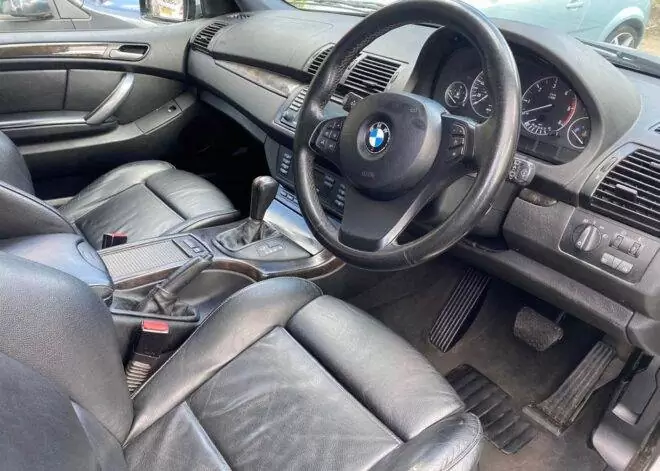 BMW X5