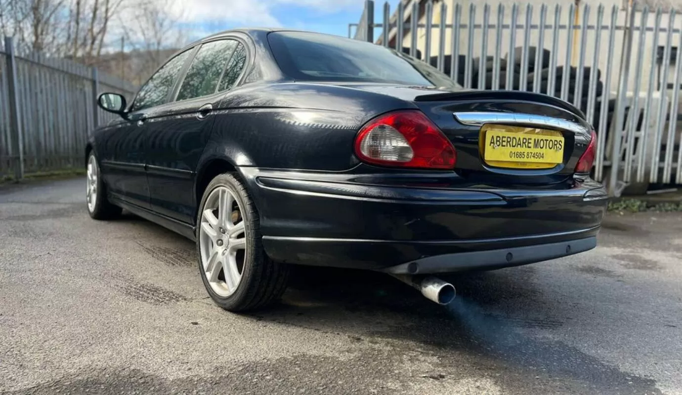 Jaguar X-Type