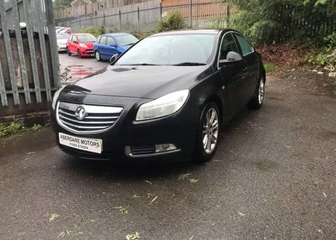 Vauxhall insignia