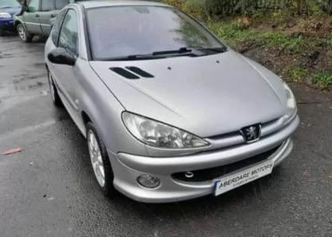 Peugeot 206