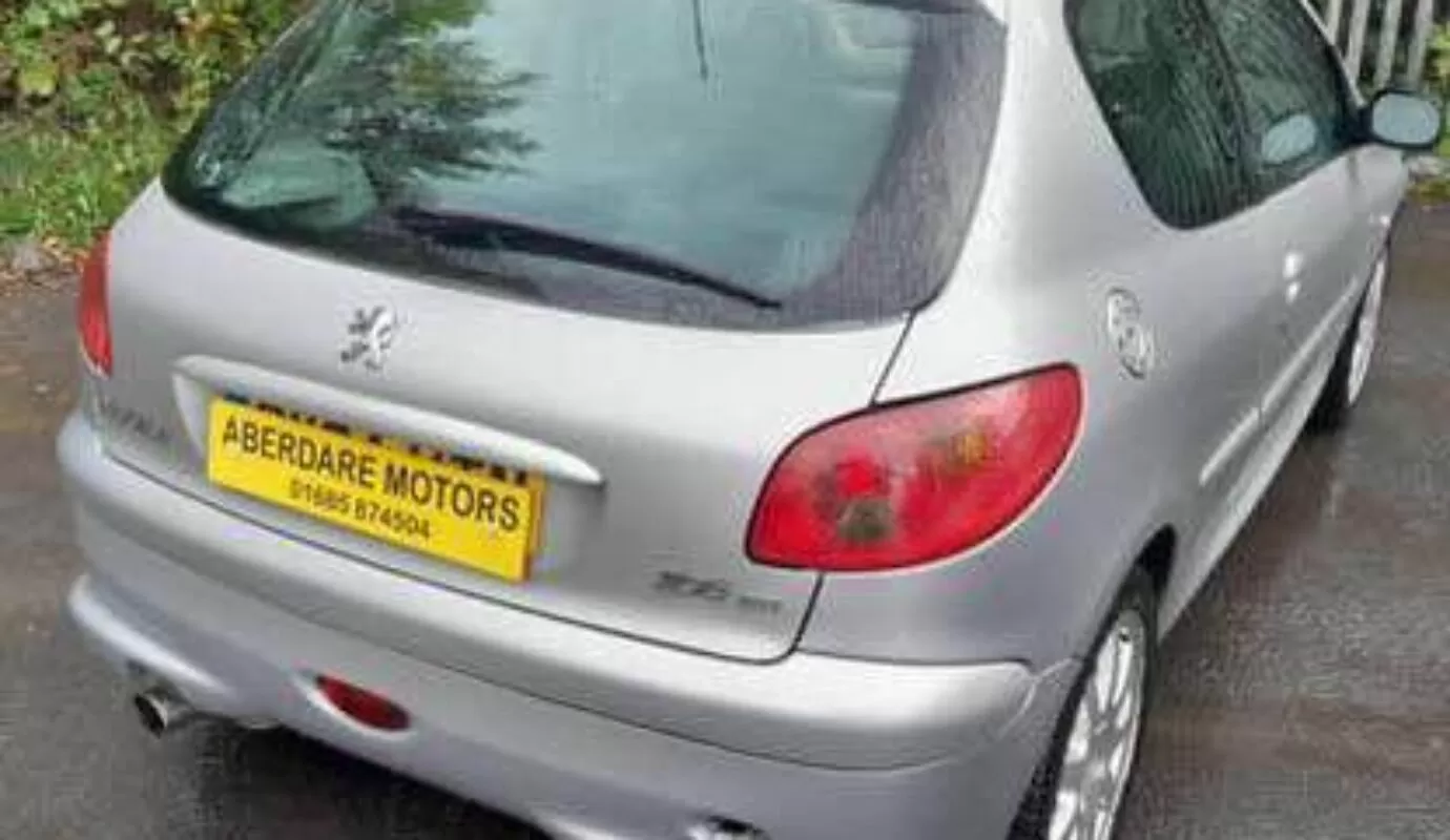 Peugeot 206