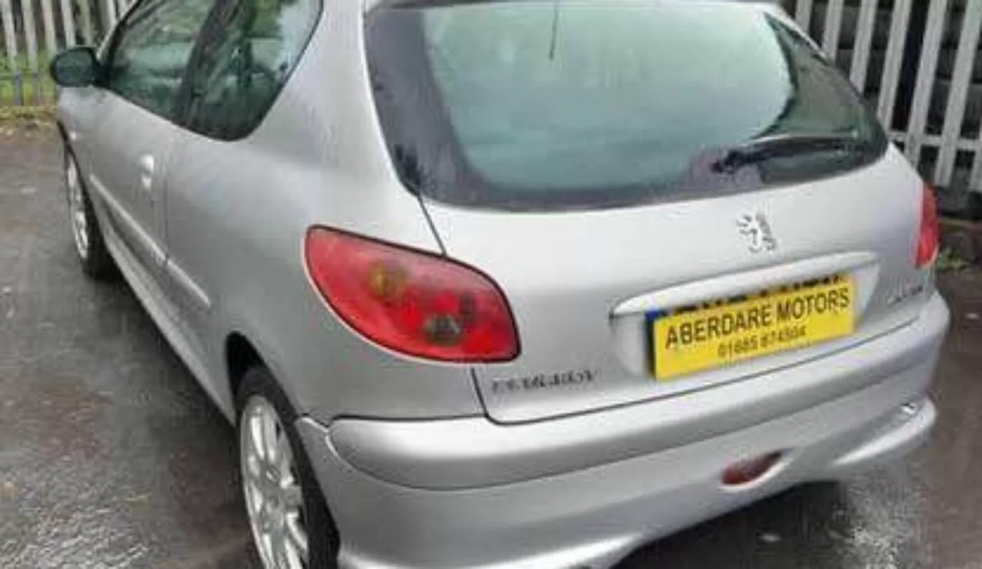 Peugeot 206