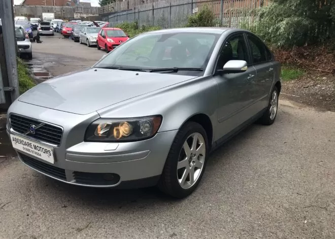 Volvo S40