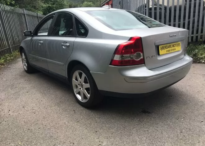 Volvo S40