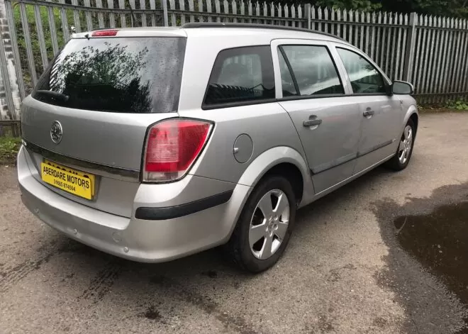 Vauxhall Astra Estate