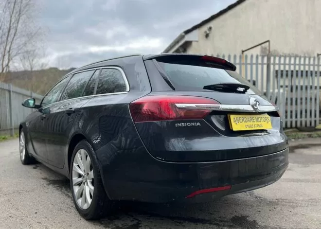 Vauxhall insignia Estate