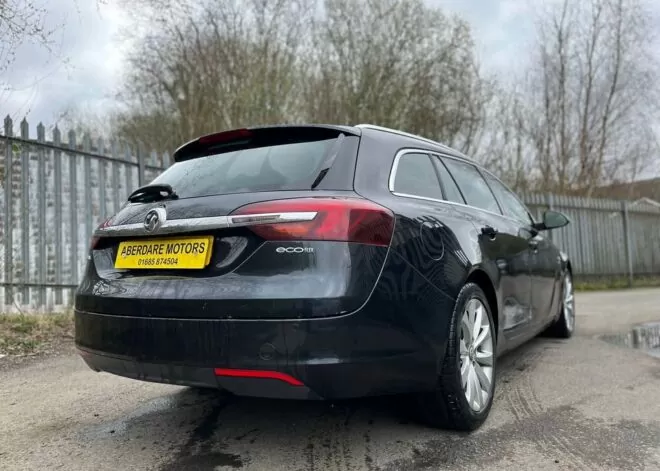 Vauxhall insignia Estate