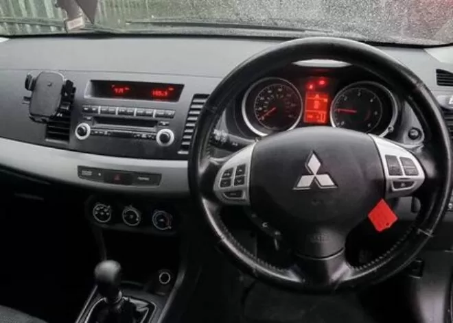 Mitsubishi Lancer