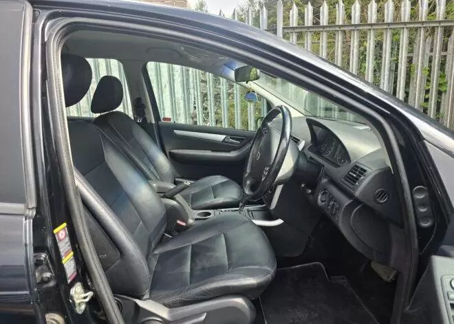 Mercedes-Benz A-Class A180